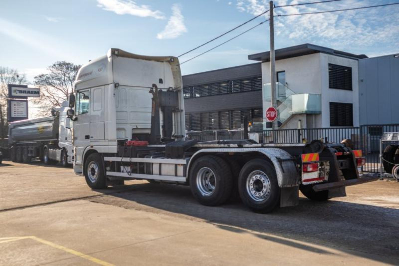 DAF XF 105.460 -6X2-INTARDER+AJK 20 T. - Hook lift truck: picture 4 DAF XF 105.460 -6X2-INTARDER+AJK 20 T. - Hook lift truck: picture 4