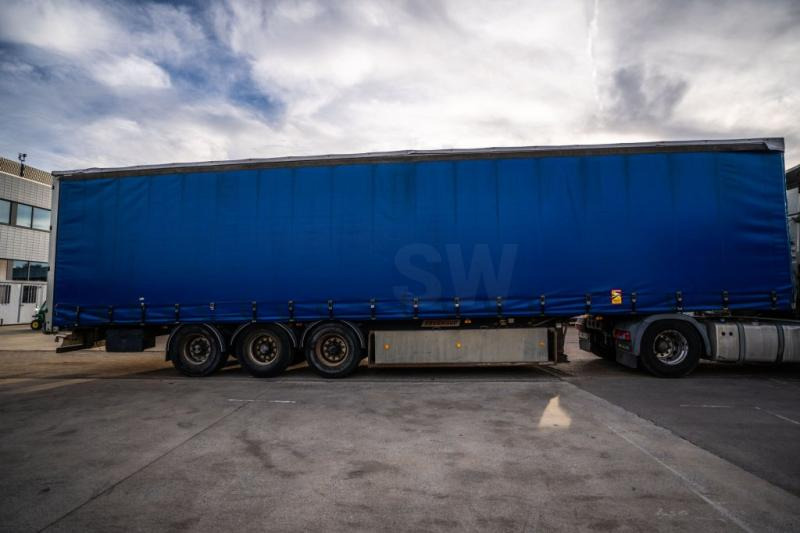 Fruehauf BACHE OPLEGGER - Curtainsider semi-trailer: picture 5 Fruehauf BACHE OPLEGGER - Curtainsider semi-trailer: picture 5