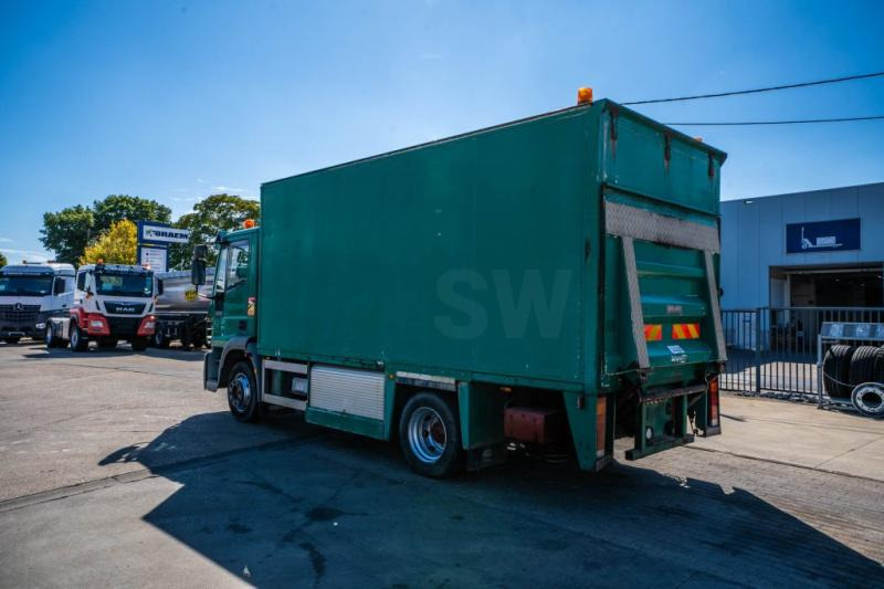 Iveco EUROCARGO 120E18 - Box truck: picture 5 Iveco EUROCARGO 120E18 - Box truck: picture 5