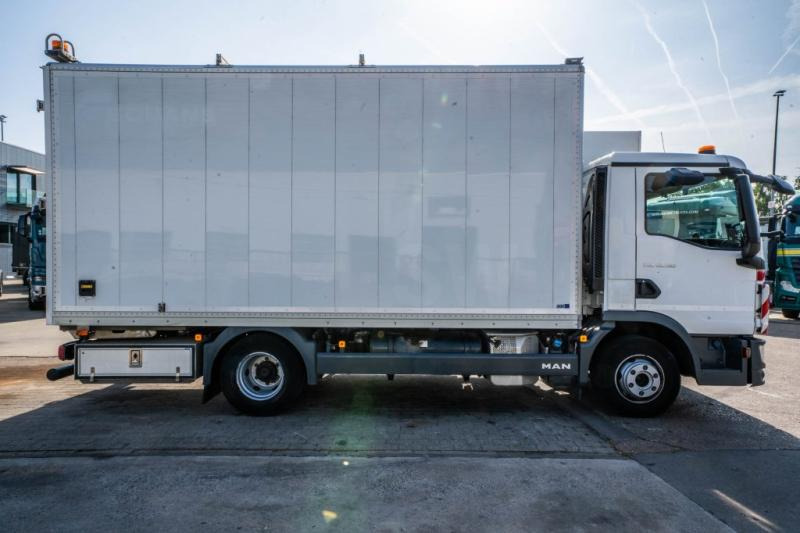 MAN TGL 10.190 BL - CARVAL INBOUW - Box truck: picture 3 MAN TGL 10.190 BL - CARVAL INBOUW - Box truck: picture 3