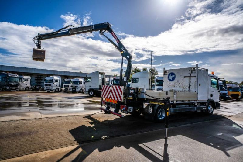MAN TGL 12.190 BL + HIAB 055 D-1 HIDUO - Dropside/ Flatbed truck, Crane truck: picture 4 MAN TGL 12.190 BL + HIAB 055 D-1 HIDUO - Dropside/ Flatbed truck, Crane truck: picture 4