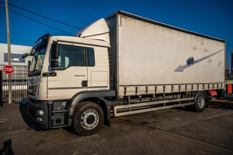 MAN TGM 18.340 BL+DHOLLANDIA - Curtain side truck: picture 1 MAN TGM 18.340 BL+DHOLLANDIA - Curtain side truck: picture 1