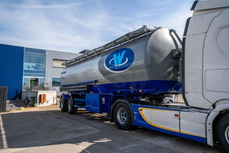 Ova OVA - 330B.G-8 COMP. - Tanker semi-trailer: picture 2 Ova OVA - 330B.G-8 COMP. - Tanker semi-trailer: picture 2