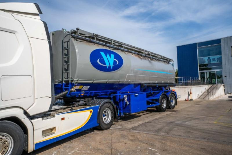 Ova OVA - 330B.G-8 COMP. - Tanker semi-trailer: picture 1 Ova OVA - 330B.G-8 COMP. - Tanker semi-trailer: picture 1