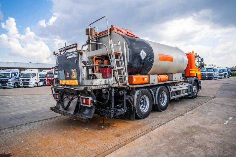 Scania SCANIA 124G420-6x4/BITUMEN/ASFALT - Tanker truck: picture 4 Scania SCANIA 124G420-6x4/BITUMEN/ASFALT - Tanker truck: picture 4
