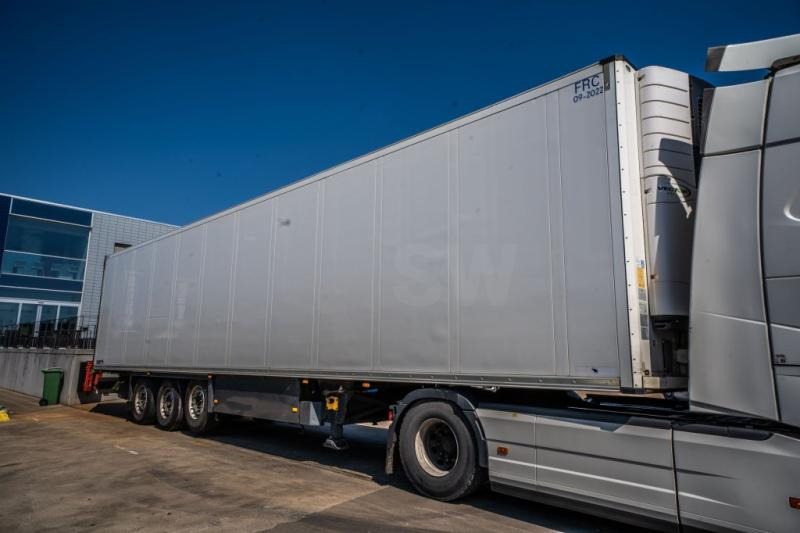 Schmitz SCB-S3B-CARRIER VECTOR 1550 - Refrigerated semi-trailer: picture 2 Schmitz SCB-S3B-CARRIER VECTOR 1550 - Refrigerated semi-trailer: picture 2