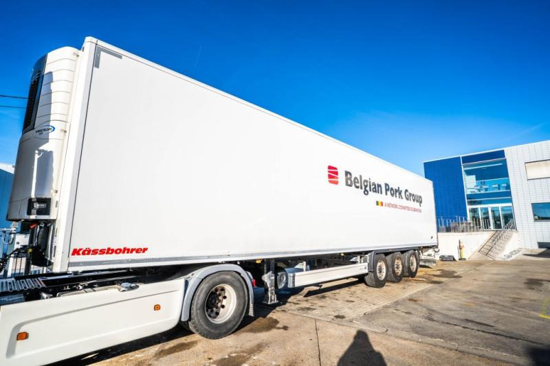 KAESSBOHRER Kässbohrer +CARRIER 1350 - Semi-trailer: picture 1 KAESSBOHRER Kässbohrer +CARRIER 1350 - Semi-trailer: picture 1
