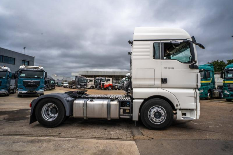MAN TGX 18.400 XLX BLS - Tractor unit: picture 3 MAN TGX 18.400 XLX BLS - Tractor unit: picture 3
