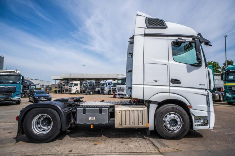 Mercedes ACTROS 1845 LS - Tractor unit: picture 3 Mercedes ACTROS 1845 LS - Tractor unit: picture 3