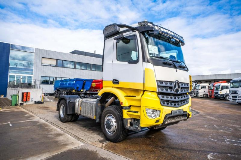 Mercedes AROCS 2045 AS (cardan ) - Tractor unit: picture 2 Mercedes AROCS 2045 AS (cardan ) - Tractor unit: picture 2
