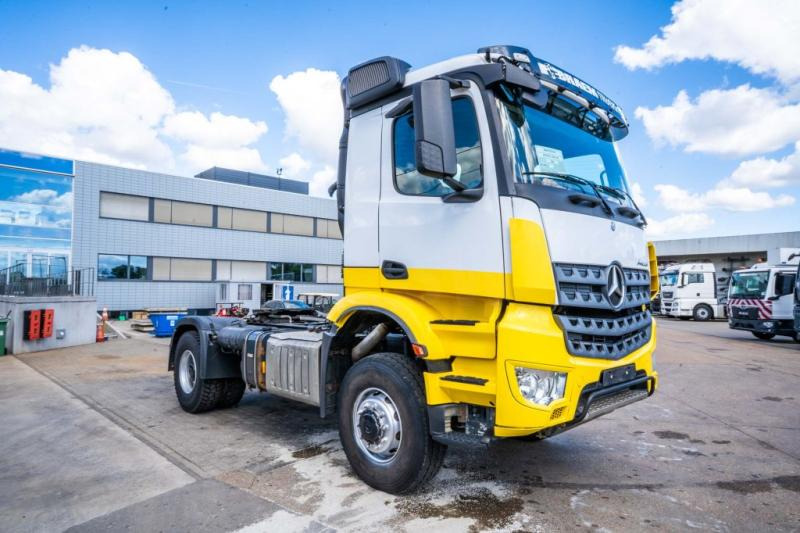 Mercedes AROCS 2045 AS (cardan) - Tractor unit: picture 2 Mercedes AROCS 2045 AS (cardan) - Tractor unit: picture 2