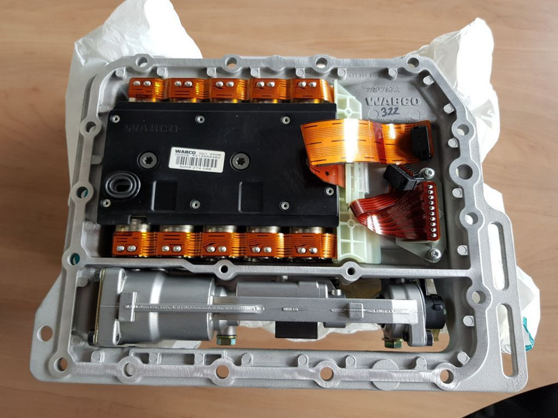 MAN AS Tronic GS3 Unit - Gearbox for Truck: picture 2 MAN AS Tronic GS3 Unit - Gearbox for Truck: picture 2