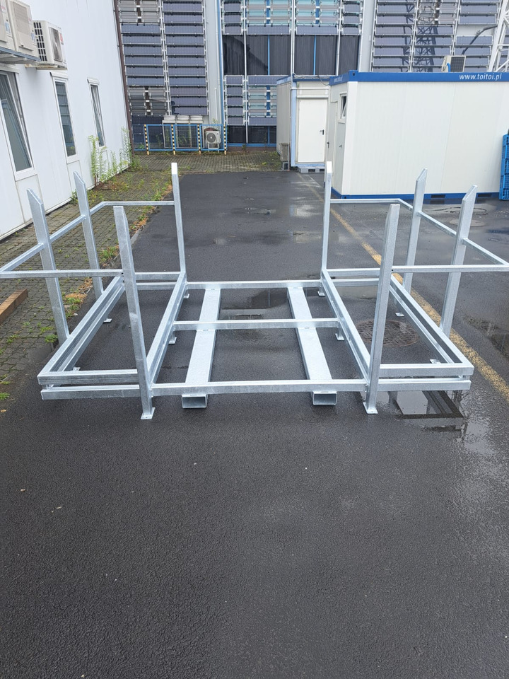 Stack builders - Ground support equipment: picture 1 Stack builders - Ground support equipment: picture 1