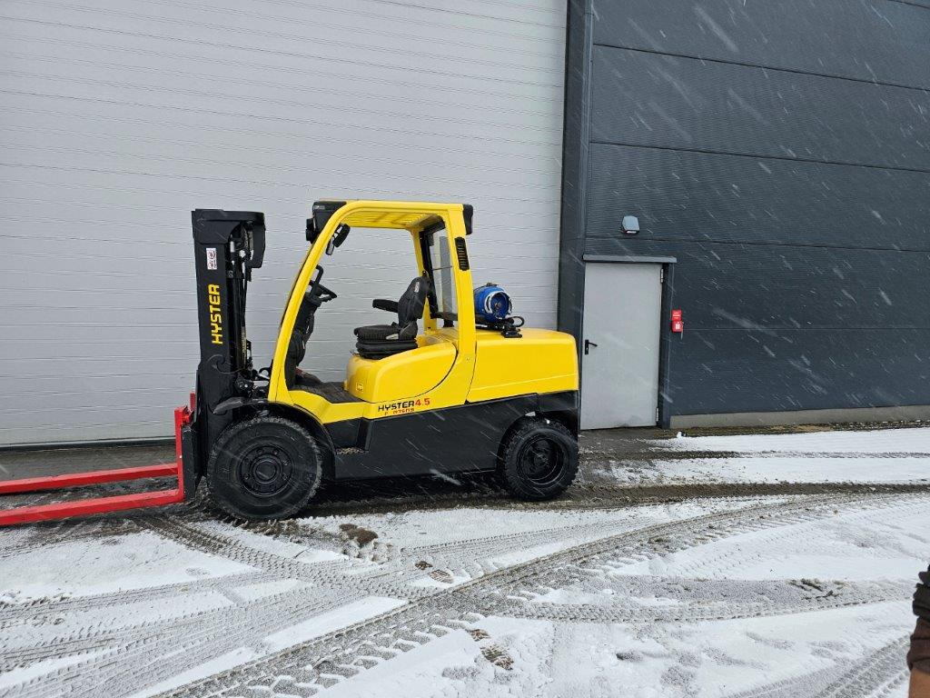 Hyster H4.5FT6 - TRIPLEX - Forklift: picture 1 Hyster H4.5FT6 - TRIPLEX - Forklift: picture 1