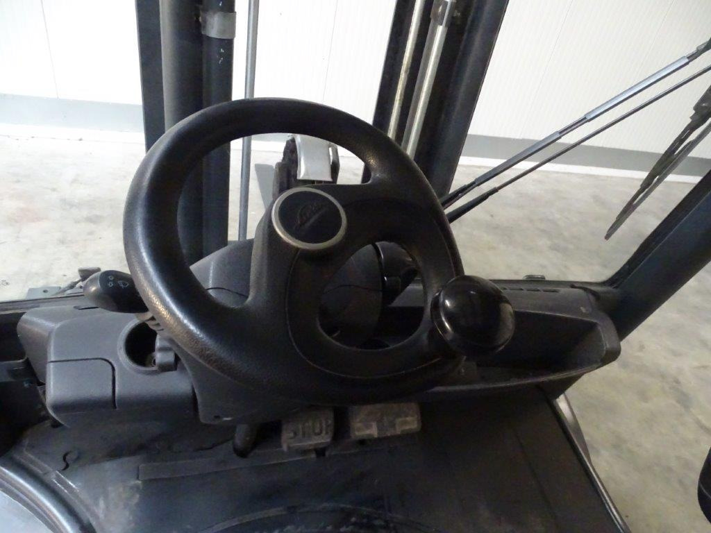 Diesel forklift Linde H50D-02 -Container-Indoor-Stapler -TRIPLEX: picture 8 Diesel forklift Linde H50D-02 -Container-Indoor-Stapler -TRIPLEX: picture 8