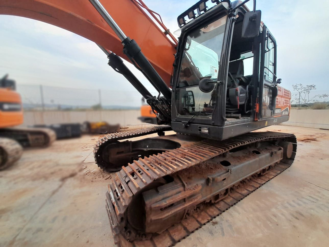 DOOSAN DX350LC-7 - Crawler excavator: picture 2 DOOSAN DX350LC-7 - Crawler excavator: picture 2