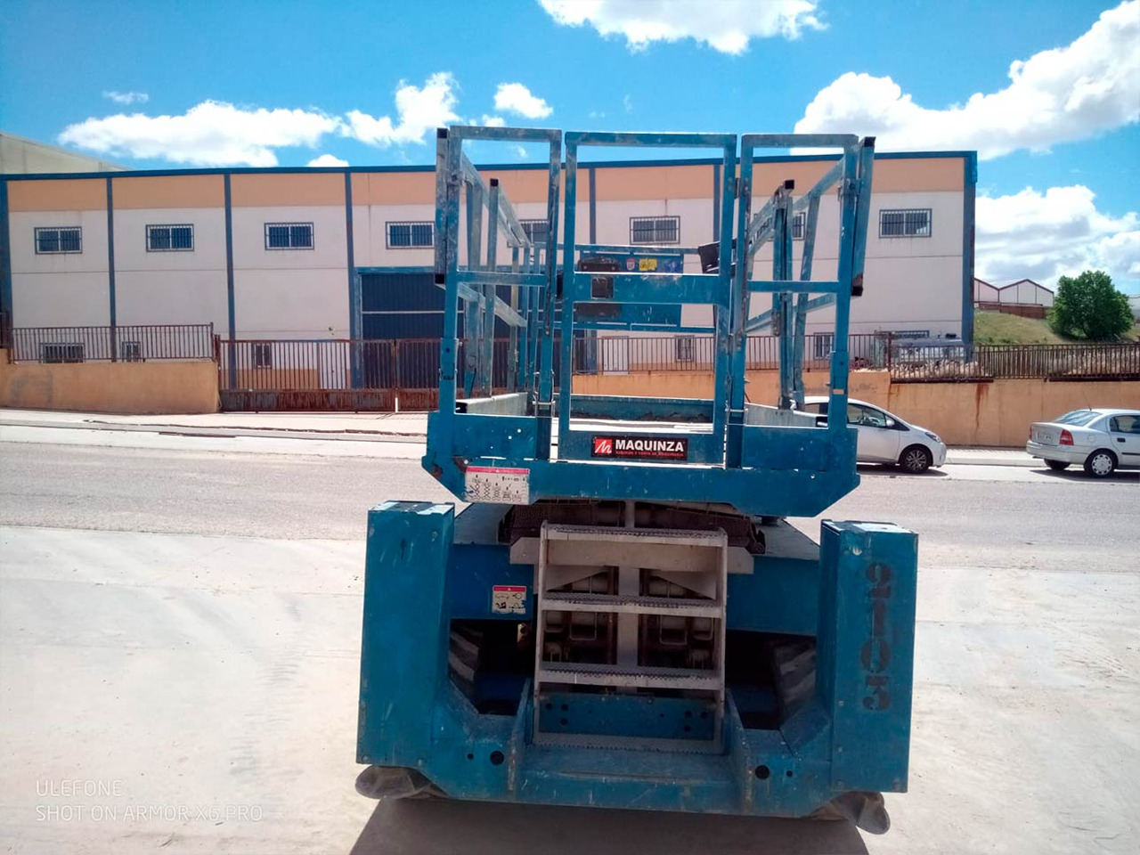 GENIE GS3268RT - Scissor lift: picture 3 GENIE GS3268RT - Scissor lift: picture 3