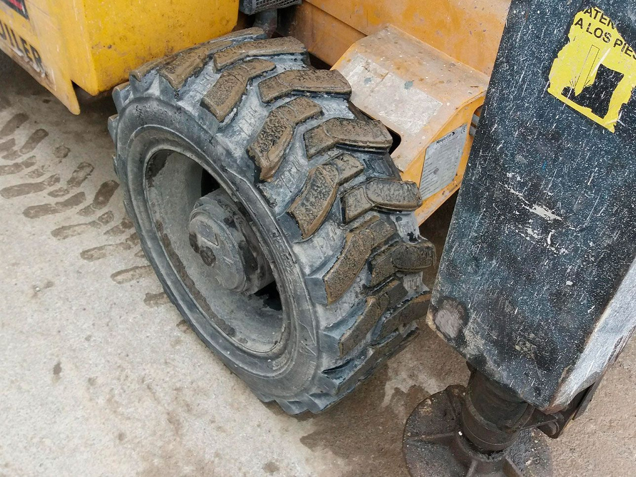 HAULOTTE H15SX - Scissor lift: picture 5 HAULOTTE H15SX - Scissor lift: picture 5