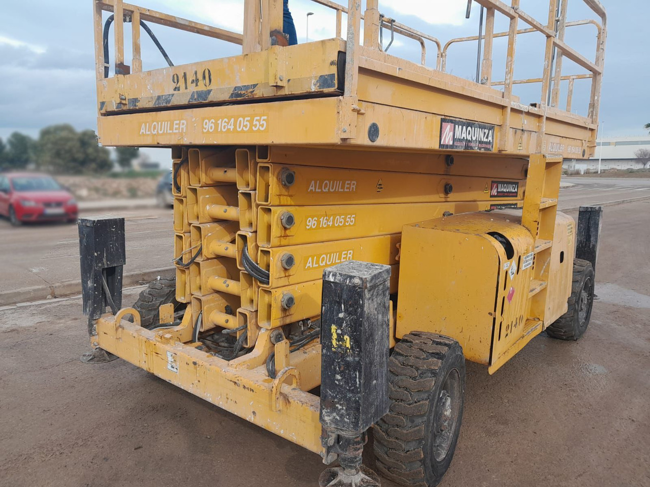 HAULOTTE H18SX - Scissor lift: picture 3 HAULOTTE H18SX - Scissor lift: picture 3