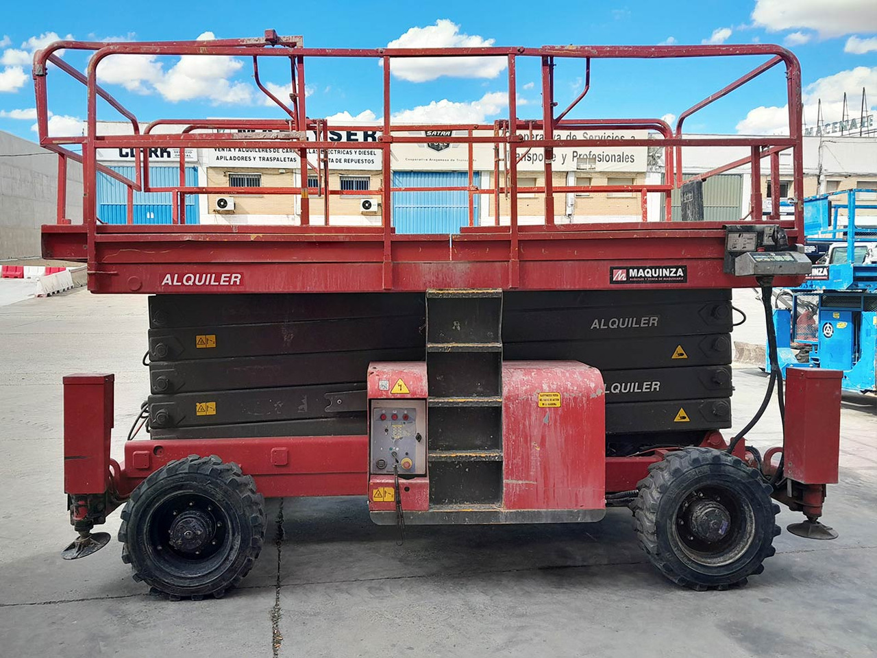 HAULOTTE H18SX - Scissor lift: picture 5 HAULOTTE H18SX - Scissor lift: picture 5