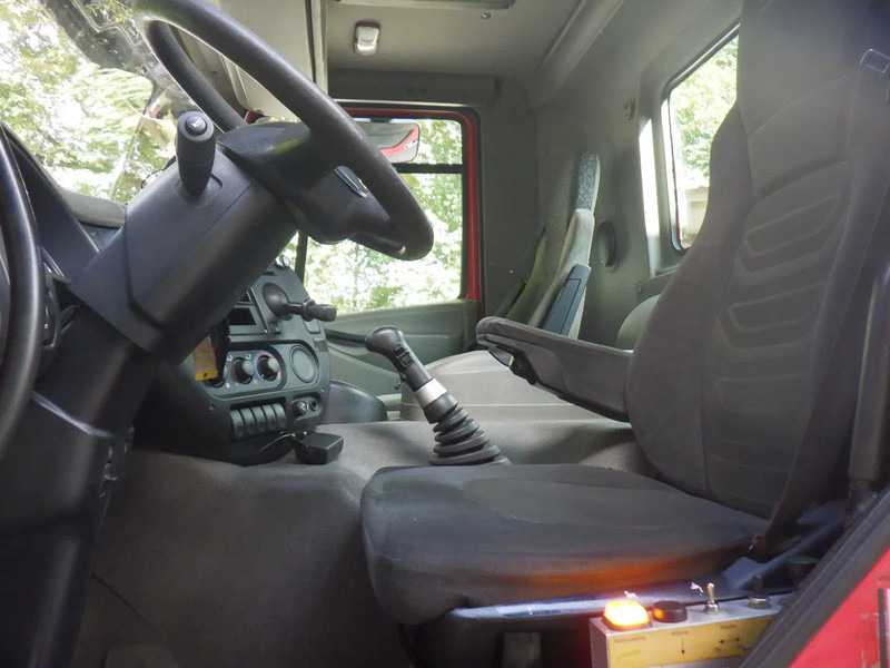 Cable system truck DAF CF 85 410 Euro 5 / Manual / Blad-Lucht / Boogie - Liftas / HTS Kabel / 9 T vooras / Palfinger G 100 L Crane: picture 6 Cable system truck DAF CF 85 410 Euro 5 / Manual / Blad-Lucht / Boogie - Liftas / HTS Kabel / 9 T vooras / Palfinger G 100 L Crane: picture 6