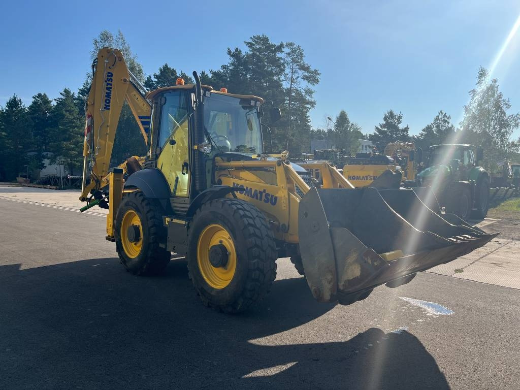 Komatsu WB 97 S-8  - Backhoe loader: picture 4 Komatsu WB 97 S-8  - Backhoe loader: picture 4