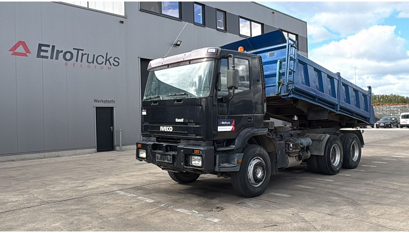 Iveco Eurotrakker 260 E 34 (POMPE MANUELLE / MANUAL PUMP / MANUAL GEARBOX / BOITE MANUELLE / LAMES) - Tipper: picture 1 Iveco Eurotrakker 260 E 34 (POMPE MANUELLE / MANUAL PUMP / MANUAL GEARBOX / BOITE MANUELLE / LAMES) - Tipper: picture 1