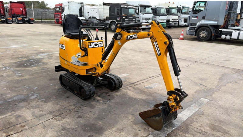 JCB 8008 (BE MACHINE / TOP CONDITION / 1898 H) - Mini excavator: picture 3 JCB 8008 (BE MACHINE / TOP CONDITION / 1898 H) - Mini excavator: picture 3