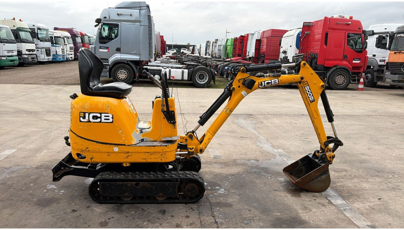 JCB 8008 (BE MACHINE / TOP CONDITION / 1898 H) - Mini excavator: picture 4 JCB 8008 (BE MACHINE / TOP CONDITION / 1898 H) - Mini excavator: picture 4