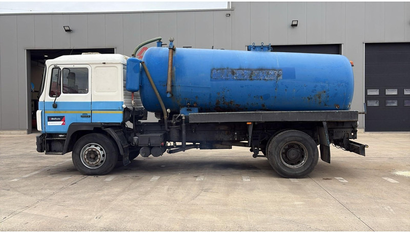 Vacuum truck MAN 18.232 (MANUAL PUMP / POMPE MANUELLE / 11.000L): picture 8