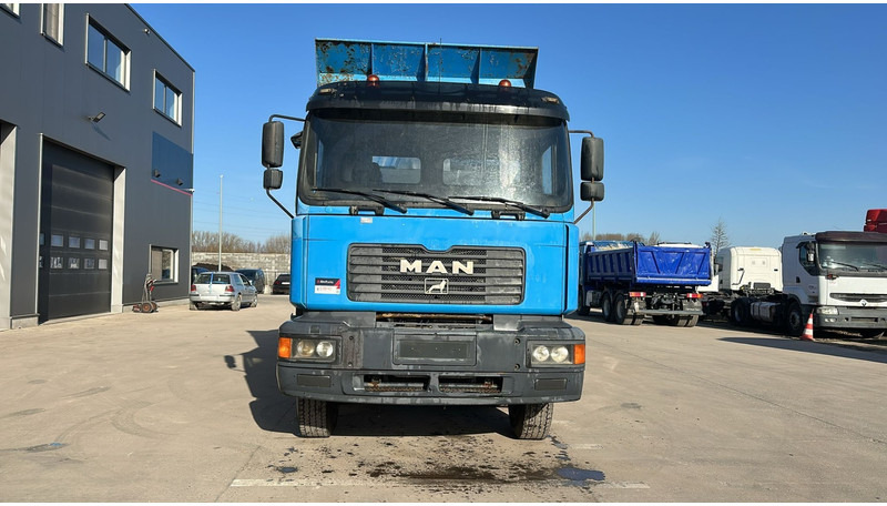 MAN 35.364 (STEEL SUSP. / 6 CYLINDER / BIG AXLE / EURO 2 / MEILLER TIPPER) - Tipper: picture 3 MAN 35.364 (STEEL SUSP. / 6 CYLINDER / BIG AXLE / EURO 2 / MEILLER TIPPER) - Tipper: picture 3