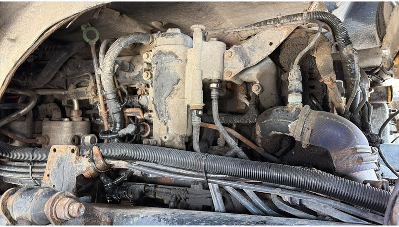 Leasing of MAN TGA 28.480 (MANUAL PUMP / POMPE MANUELLE / BOITE MANUAL / MANUAL GEARBOX) MAN TGA 28.480 (MANUAL PUMP / POMPE MANUELLE / BOITE MANUAL / MANUAL GEARBOX): picture 15 Leasing of MAN TGA 28.480 (MANUAL PUMP / POMPE MANUELLE / BOITE MANUAL / MANUAL GEARBOX) MAN TGA 28.480 (MANUAL PUMP / POMPE MANUELLE / BOITE MANUAL / MANUAL GEARBOX): picture 15