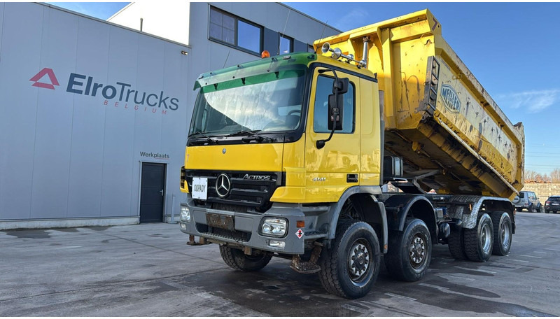 Mercedes-Benz Actros 4141 (8X8 / LAMES / GRAND PONT / V6 / BOITE MANUELLE / MANUAL GEARBOX) - Tipper: picture 1 Mercedes-Benz Actros 4141 (8X8 / LAMES / GRAND PONT / V6 / BOITE MANUELLE / MANUAL GEARBOX) - Tipper: picture 1