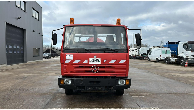 Mercedes-Benz SK 814 (VIDANGEUR / VACUUM / AUXILAIRY / SPER / STEEL SUSP. / LAMES) - Vacuum truck: picture 2 Mercedes-Benz SK 814 (VIDANGEUR / VACUUM / AUXILAIRY / SPER / STEEL SUSP. / LAMES) - Vacuum truck: picture 2