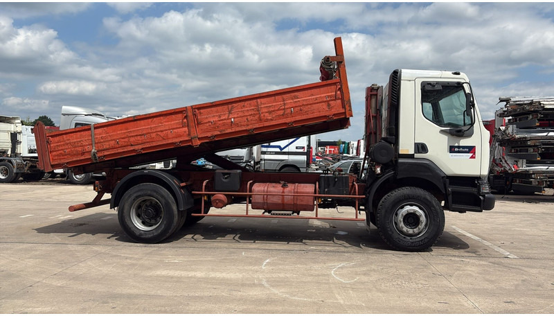Renault KERAX 340 (BOITE MANUELLE / GRAND PONT / LAMES / MANUAL GEARBOX) - Tipper: picture 4 Renault KERAX 340 (BOITE MANUELLE / GRAND PONT / LAMES / MANUAL GEARBOX) - Tipper: picture 4