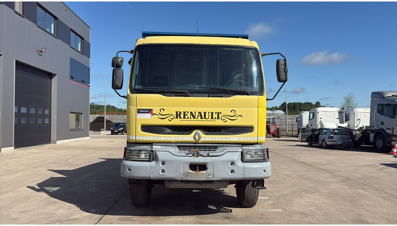 Renault Kerax 385 (BOITE MANUELLE / GRAND PONT / LAMES / MANUAL GEARBOX) - Tipper: picture 2 Renault Kerax 385 (BOITE MANUELLE / GRAND PONT / LAMES / MANUAL GEARBOX) - Tipper: picture 2