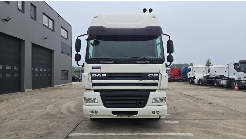 DAF 85 CF 460 (PARFAIT ETAT / PERFECT CONDITION / TRES PROPRE !!!!) - Tractor unit: picture 2 DAF 85 CF 460 (PARFAIT ETAT / PERFECT CONDITION / TRES PROPRE !!!!) - Tractor unit: picture 2