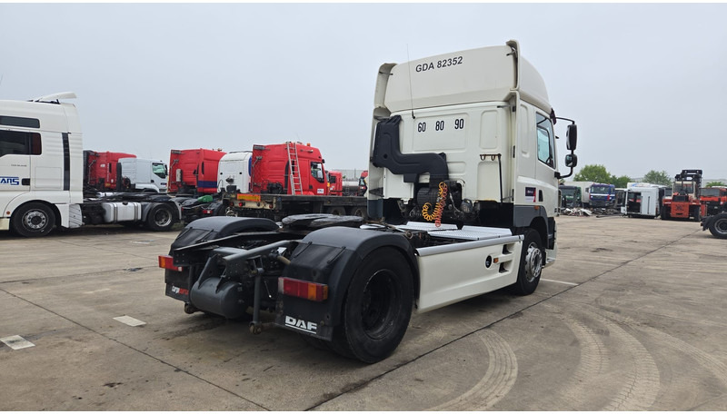 DAF 85 CF 460 (PARFAIT ETAT / PERFECT CONDITION / TRES PROPRE !!!!) - Tractor unit: picture 5 DAF 85 CF 460 (PARFAIT ETAT / PERFECT CONDITION / TRES PROPRE !!!!) - Tractor unit: picture 5
