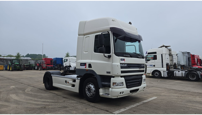 DAF 85 CF 460 (PARFAIT ETAT / PERFECT CONDITION / TRES PROPRE !!!!) - Tractor unit: picture 3 DAF 85 CF 460 (PARFAIT ETAT / PERFECT CONDITION / TRES PROPRE !!!!) - Tractor unit: picture 3