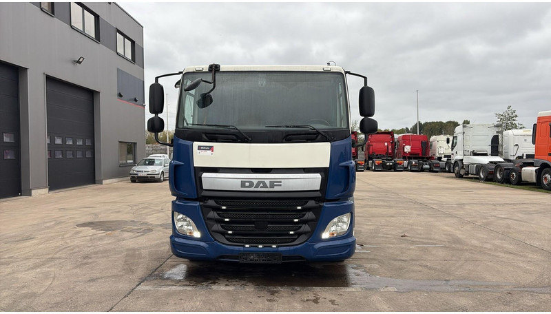 DAF CF 440 (CLEAN TRUCK / TRES PROPRE / BONNE ETAT / GOOD CONDITION) - Tractor unit: picture 4 DAF CF 440 (CLEAN TRUCK / TRES PROPRE / BONNE ETAT / GOOD CONDITION) - Tractor unit: picture 4