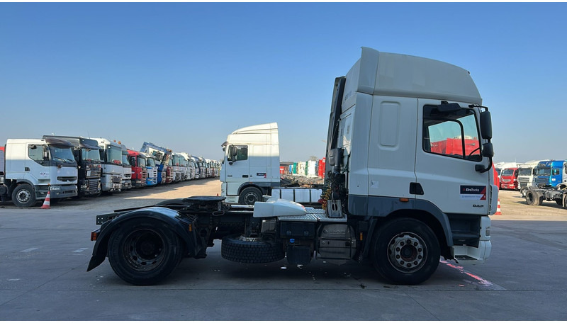 DAF CF 85.410 (BOITE MANUELLE / MANUAL GEARBOX / GOOD CONDITION) - Tractor unit: picture 3 DAF CF 85.410 (BOITE MANUELLE / MANUAL GEARBOX / GOOD CONDITION) - Tractor unit: picture 3