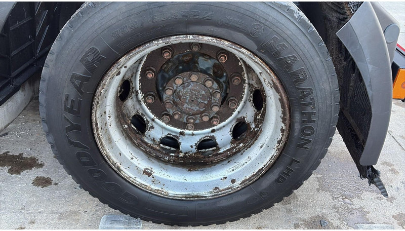 Tractor unit DAF XF 105.460 (BOITE MANUELLE / MANUAL GEARBOX): picture 12