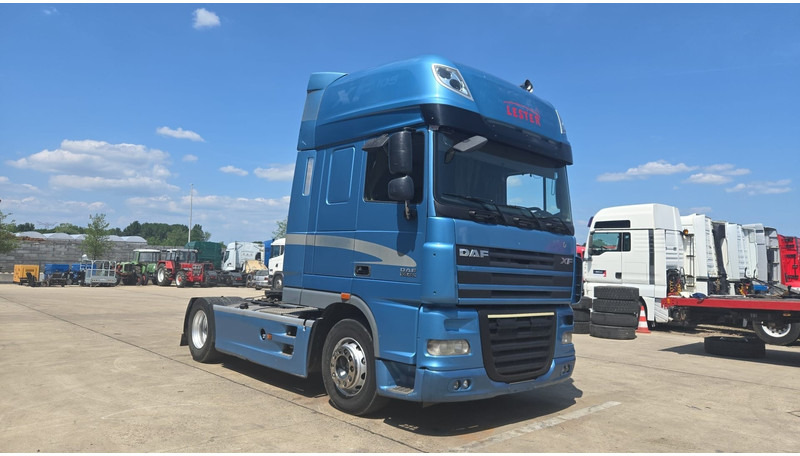DAF XF 105.460 (BOITE MANUELLE / MANUAL GEARBOX / PARFAIT ETAT / TRES PROPRE) - Tractor unit: picture 3 DAF XF 105.460 (BOITE MANUELLE / MANUAL GEARBOX / PARFAIT ETAT / TRES PROPRE) - Tractor unit: picture 3