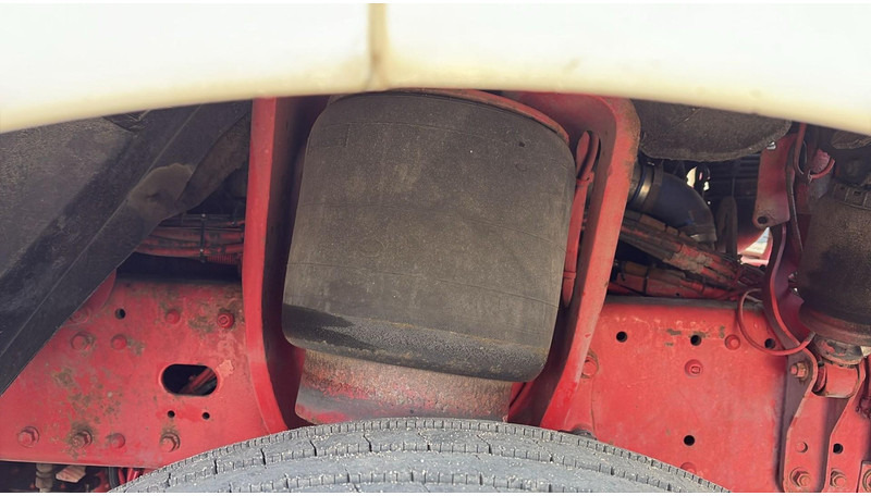 Leasing of MAN TGA 18.480 (POMPE MANUELLE / MANUAL PUMP / MANUAL GEARBOX / BOITE MANUELLE) MAN TGA 18.480 (POMPE MANUELLE / MANUAL PUMP / MANUAL GEARBOX / BOITE MANUELLE): picture 12