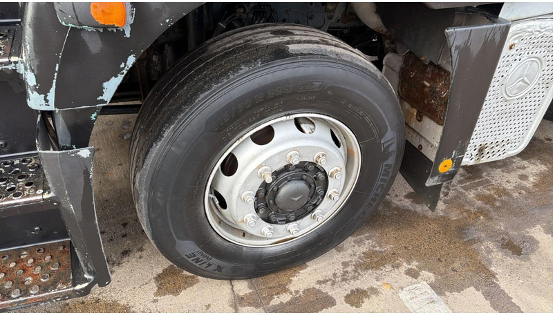 Tractor unit Mercedes-Benz AXOR 1843 (BOITE MANUELLE / MANUAL GEARBOX): picture 8 Tractor unit Mercedes-Benz AXOR 1843 (BOITE MANUELLE / MANUAL GEARBOX): picture 8