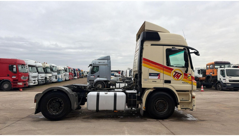 Mercedes-Benz actros 1844 (MP3 / CAMION FRANCAIS / PARFAIT ETAT / PTO / FRENCH TRUCK) - Tractor unit: picture 3 Mercedes-Benz actros 1844 (MP3 / CAMION FRANCAIS / PARFAIT ETAT / PTO / FRENCH TRUCK) - Tractor unit: picture 3
