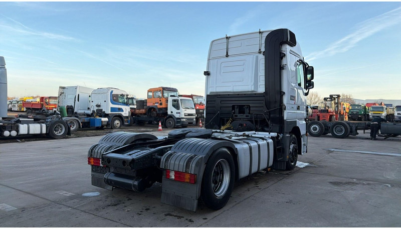 Mercedes-Benz actros 1844 (MP3 / FULL SPOILERS / GOOD CONDITION / BONNE ETAT / LAMES DEVANT / STEEL FRONT) - Tractor unit: picture 4 Mercedes-Benz actros 1844 (MP3 / FULL SPOILERS / GOOD CONDITION / BONNE ETAT / LAMES DEVANT / STEEL FRONT) - Tractor unit: picture 4