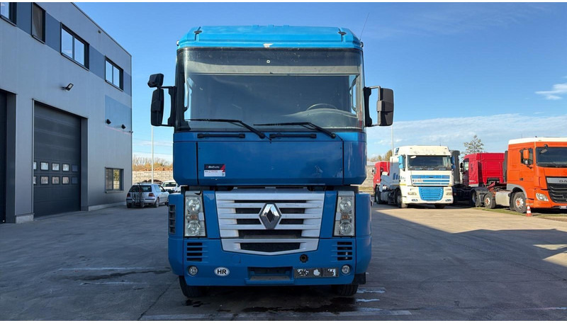 Renault AE 440 Magnum E-tech (PARFAIT ETAT / BOITE MANUELLE / MANUAL GEARBOX / PROPRE) - Tractor unit: picture 3 Renault AE 440 Magnum E-tech (PARFAIT ETAT / BOITE MANUELLE / MANUAL GEARBOX / PROPRE) - Tractor unit: picture 3
