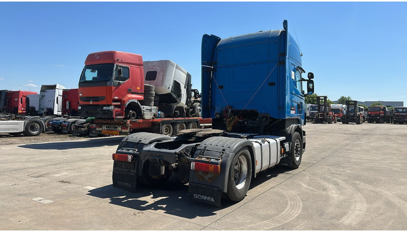 Scania R400 (MANUAL GEARBOX / RETARDER / BOITE MANUELLE / MANUAL) - Tractor unit: picture 5 Scania R400 (MANUAL GEARBOX / RETARDER / BOITE MANUELLE / MANUAL) - Tractor unit: picture 5
