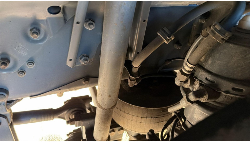 Tractor unit Scania r560 (EURO 5 / MANUAL GEARBOX / 6X2 / BELGIAN TRUCK / PERFECT CONDITION / FULL AIR / RETARDER): picture 10